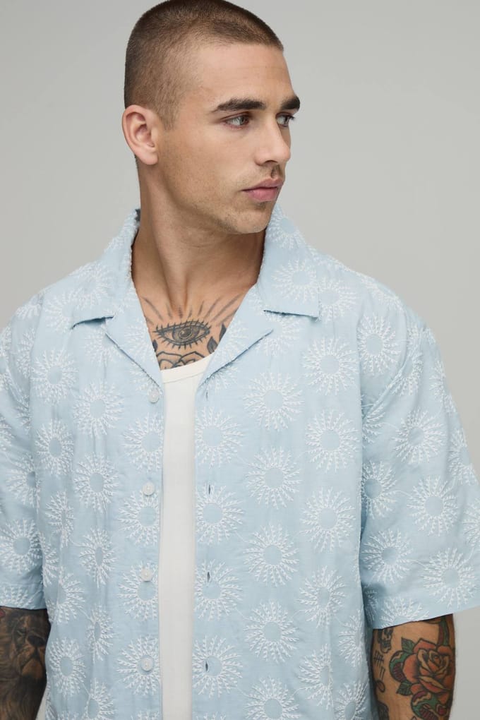 Oversized Geborduurd Shirt Met Korte Mouwen En Reverskraag | Light Blue | Size Medium