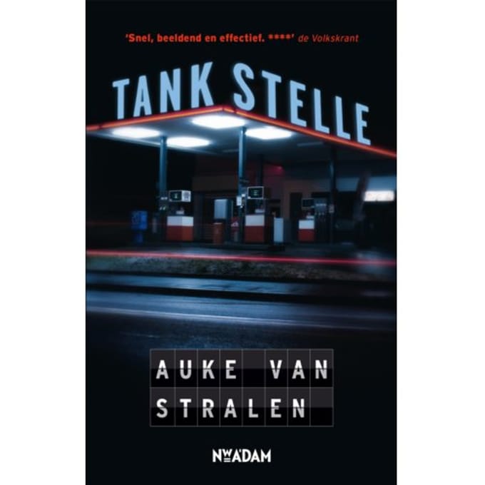 Tankstelle - Auke van Stralen