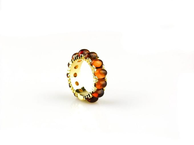 ring in geel goud gezet met citrien cabochons