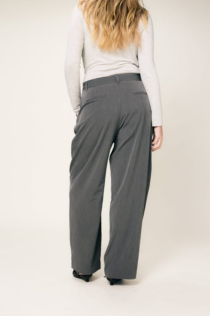 VIVEH Carex Agaat Größe: 42 | Straight Jeans Outlet | Damen