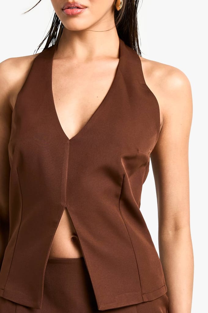 boohoo Dames Geweven Haltertop met diepe halslijn | Chocoladebruin | Maat: 42