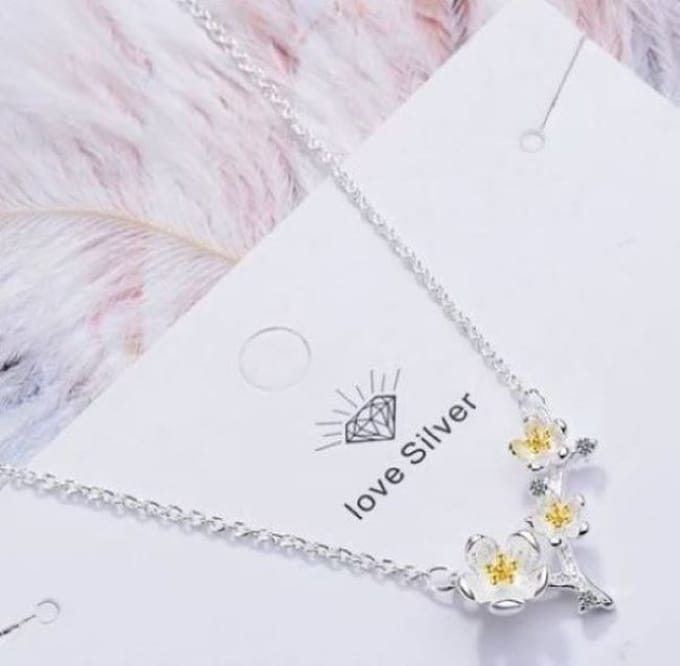 Ketting met hanger bloesemtak 100% zilver