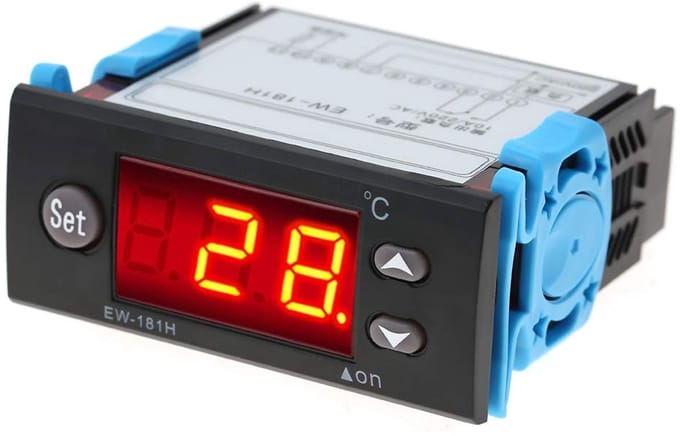 Digitale temperatuurregelaar met temperatuurmeter