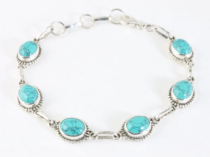 Bewerkte zilveren armband met turkoois