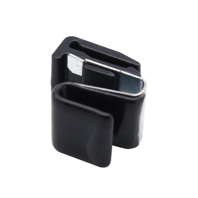 Vervanging van de brandstofveerclip voor Mitsubishi Lancer Mirage Outlande zwart
