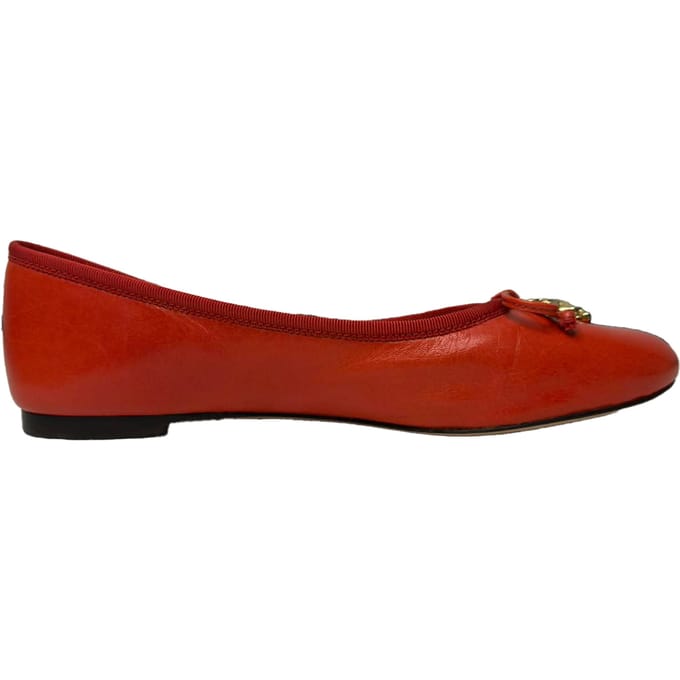 Tory Burch Tory Charm Ballerina's in Rood Leer