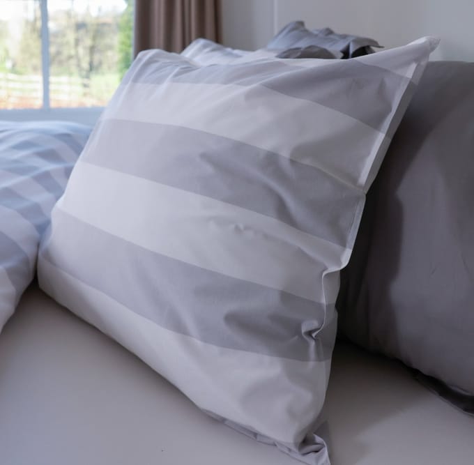 Livello Kussensloop Beach Stripe Grey 60x70
