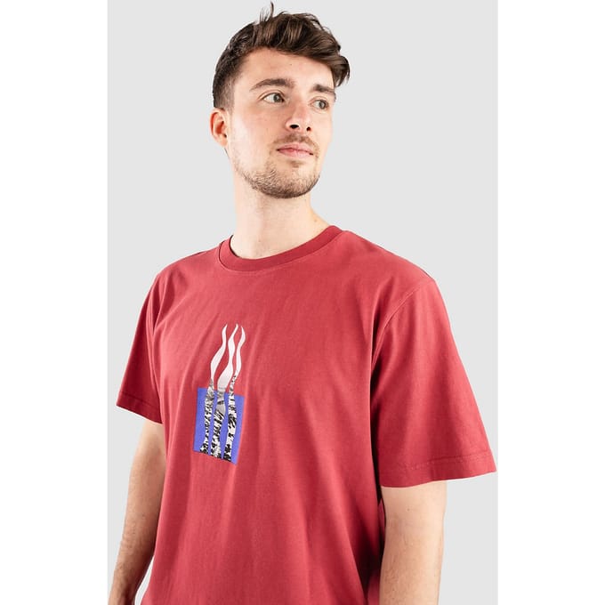 Poetic Collective Flames T-Shirt rood