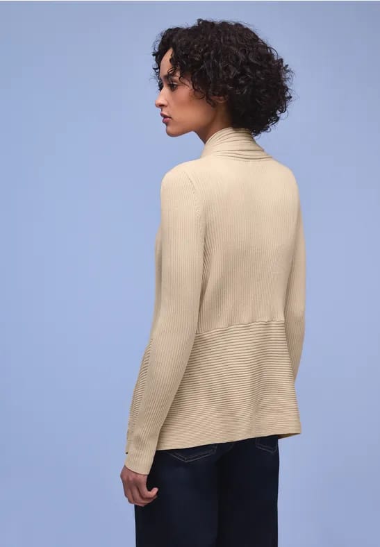 Cutline Vest