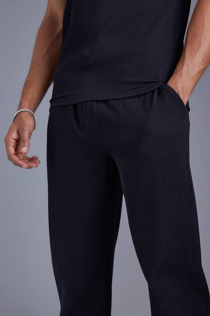 Elastische taille, taps toelopende, geplooide broek | Black | Size Medium