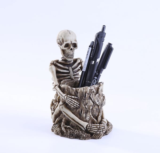 Jack pen holder