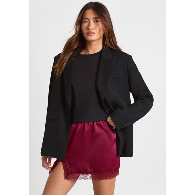 boohoo Dames Satijnen Mini Rok met Kant | Burgundy | Maat: 14