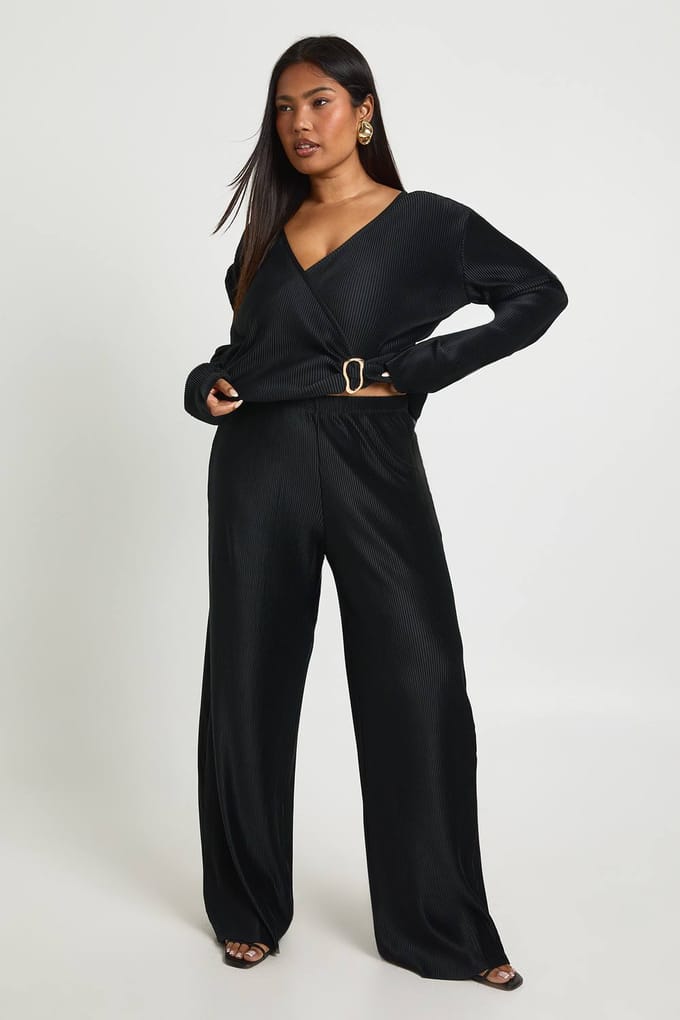 boohoo Dames Plus Plisse Wijde Pijpen Broek | Black | Maat: 16