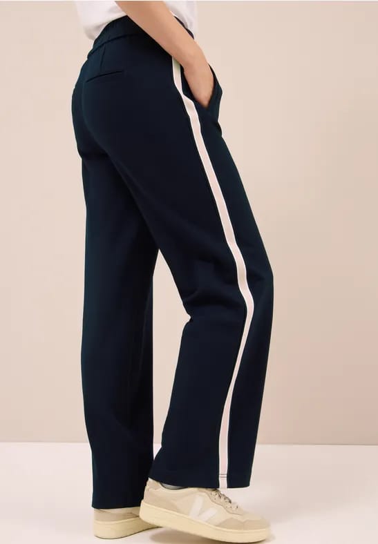 Broek met banddetail