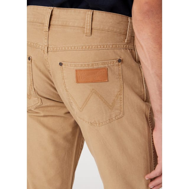 Wrangler - GREENSBORO TIGERS EYE - W31 X L34