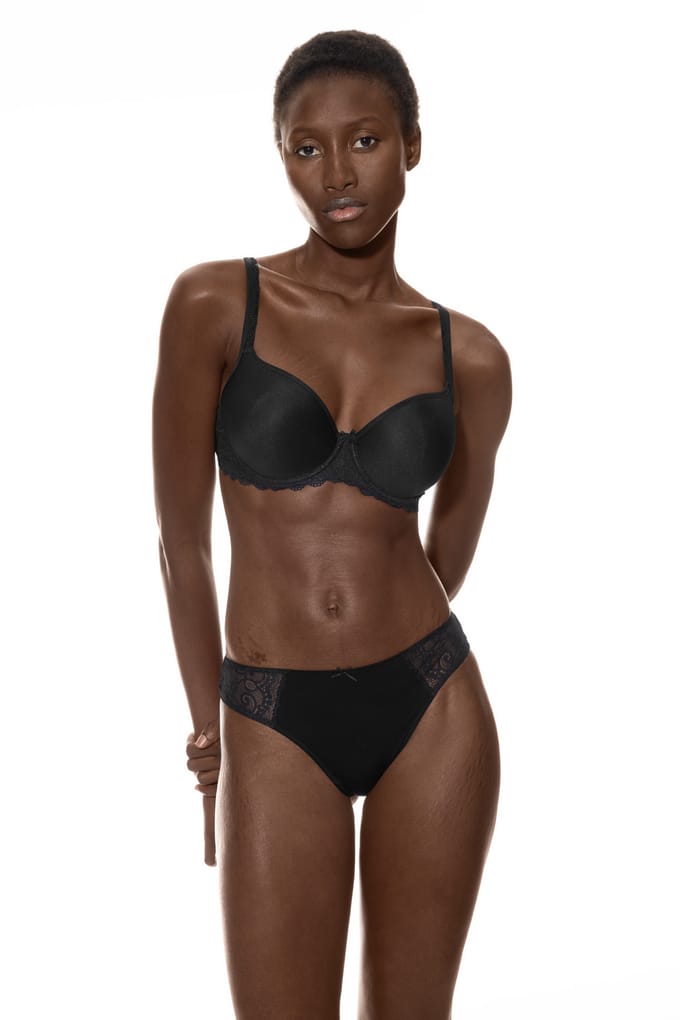 Spacer-beha | Full cup Serie Amorous Zwart