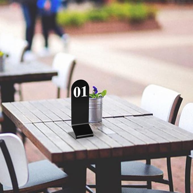 Set van 10 Acryl Tafelnummers Tentstijl voor Evenementen en Restaurants