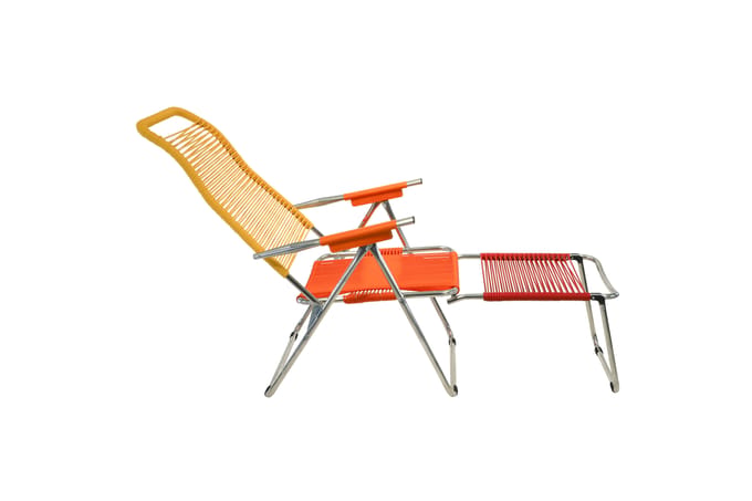 Fiam Spaghetti ligstoel - multicolor rood - aluminium