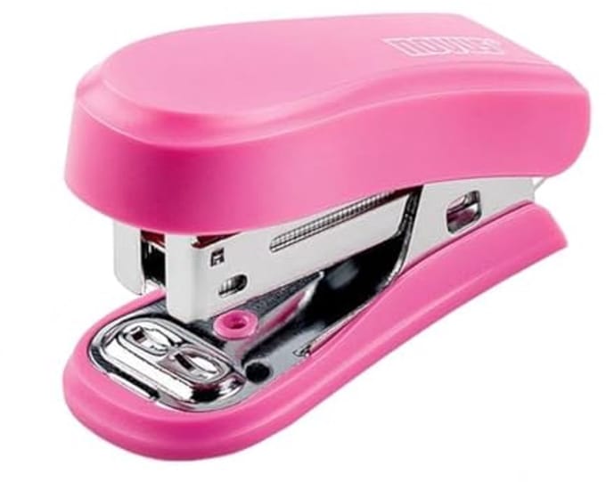 Roze Nietmachine voor Kantoor - Mini Model, Voor 12 Vellen, Max. 20 mm Invoermogelijkheid