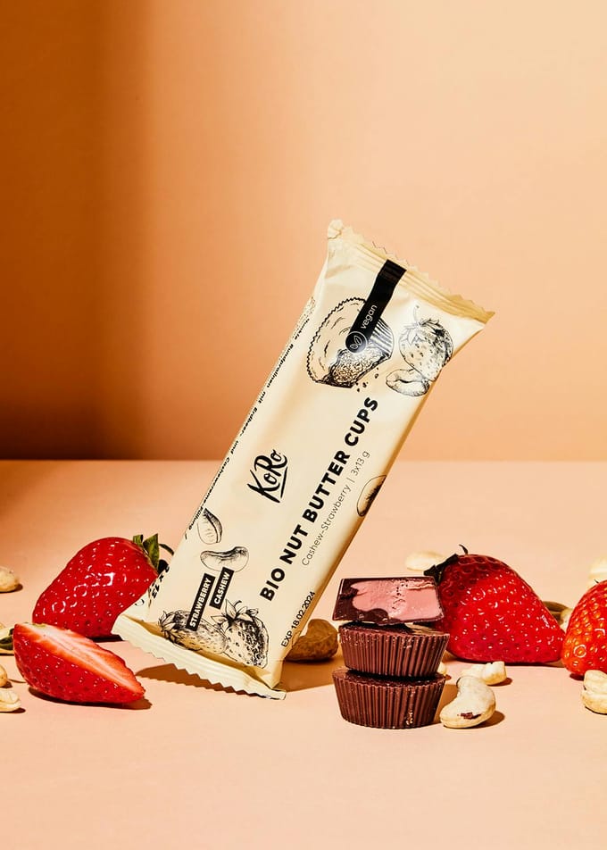 Bio vegan nut butter cups cashew-strawberry 3 x 13 g