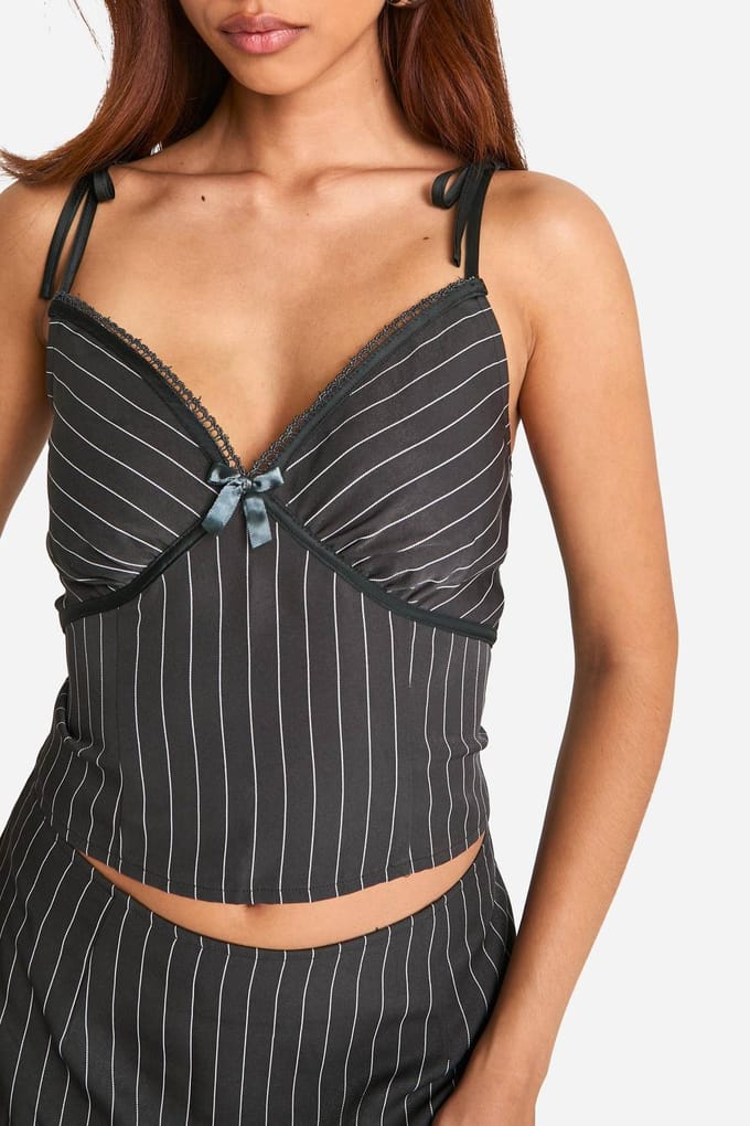 boohoo Dames Pinstripe Cami | Houtskool | Maat: 42