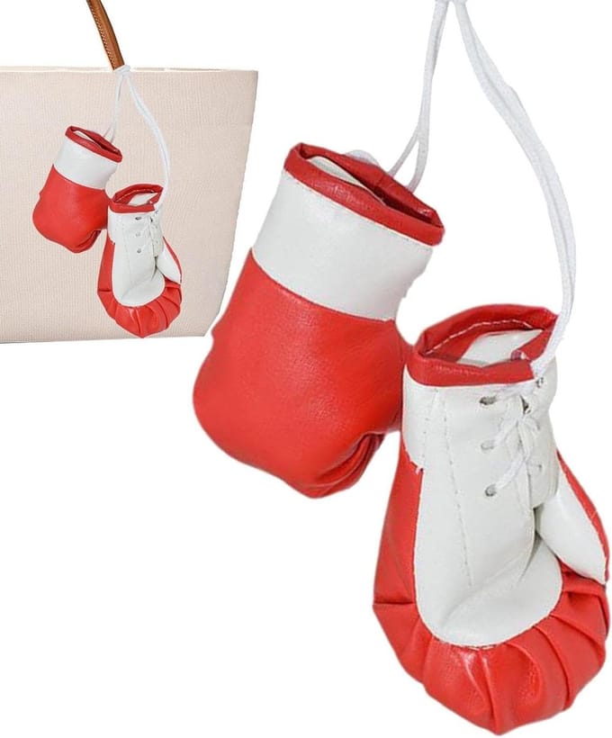 Mini Bokshandschoenen - Autohanger Decoratie - Auto Interieur - Realistisch Ontwerp - 10x6cm - Rood Wit