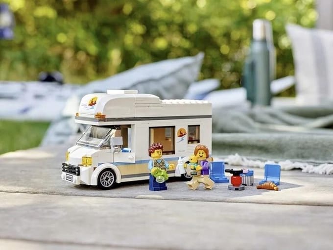 LEGO City Vakantiecamper 60283