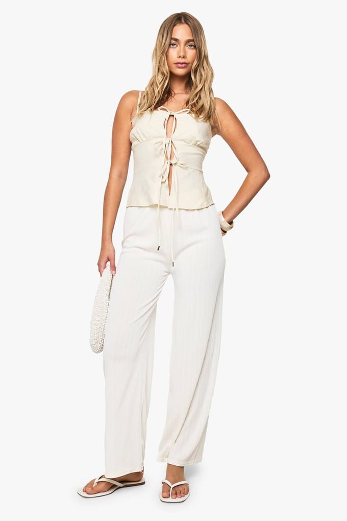 boohoo Dames Geweven getextureerde broek | Creme | Maat: Small/Medium