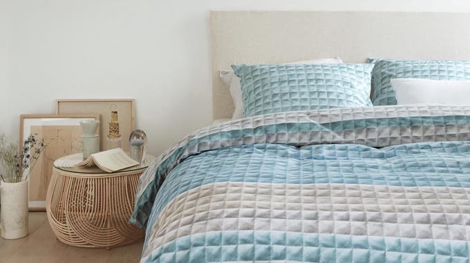 Ariadne at Home Quilted Squares Dekbedovertrek - Blauw