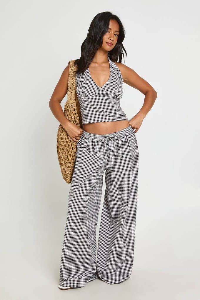 boohoo Dames Petite Geruite Haltertop & Wijde Broek Coordinatenset | Ecru | Maat: 40