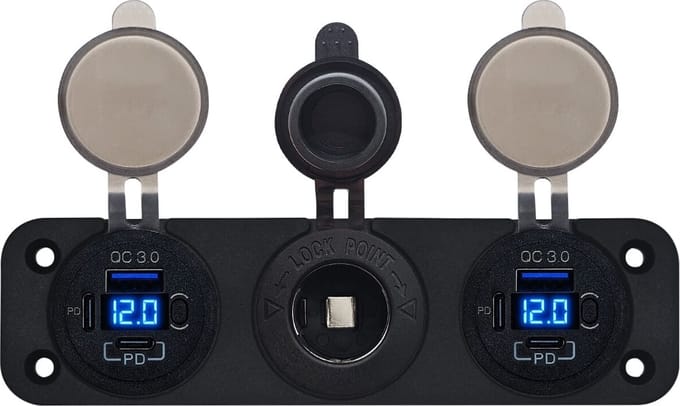 ProRide 12V USB Autolader 3 Poorten - QC3.0 - Voltmeter en 12V/24V Sigarettenplug - Drievoudig inbouw