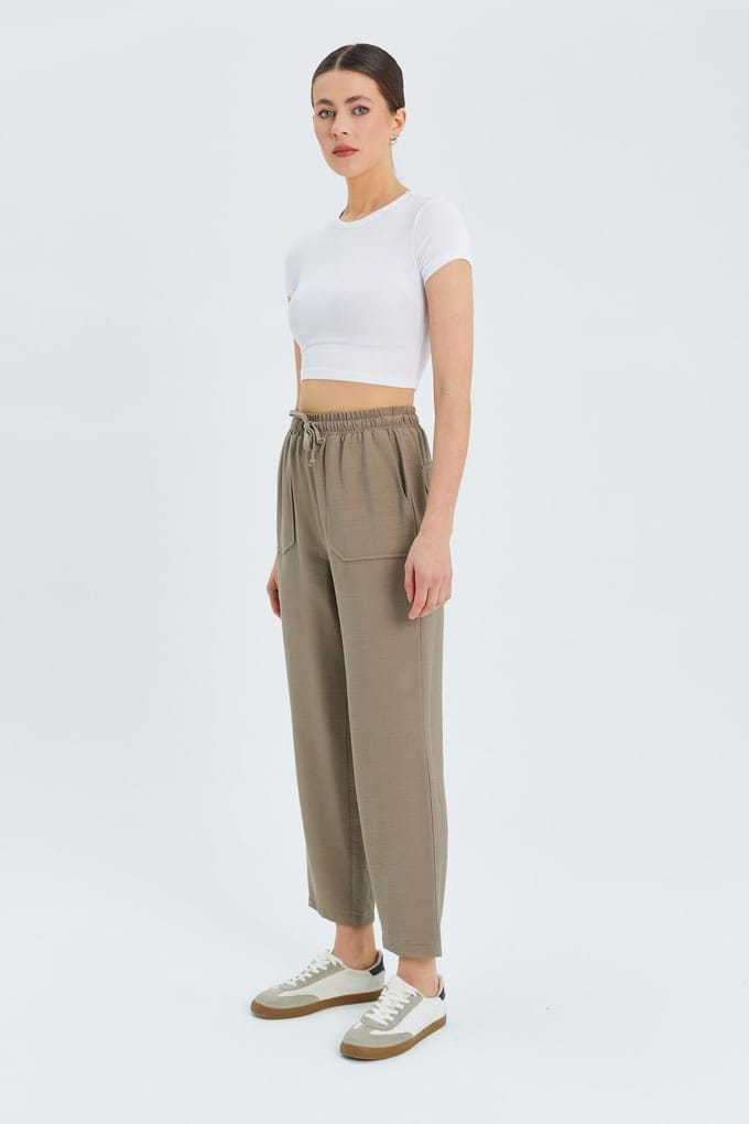 Hoge taille wortelmodelbroek met koordszak