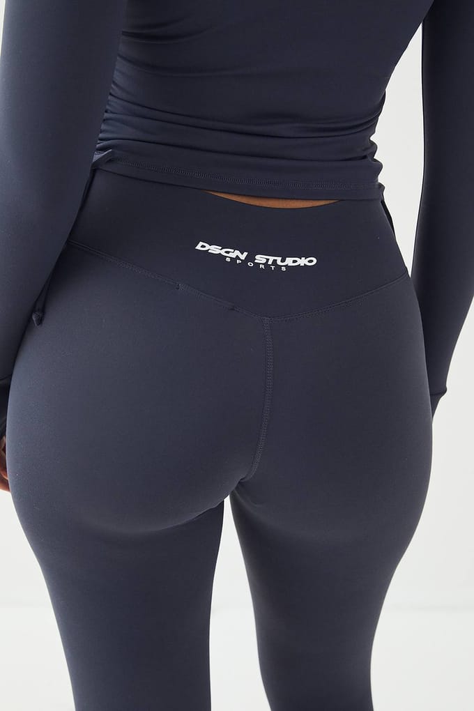 Dames DSGN Studio Highwaist Ultra Sculpt Wrap Waist Legging | Midnight Blue | Maat: Medium