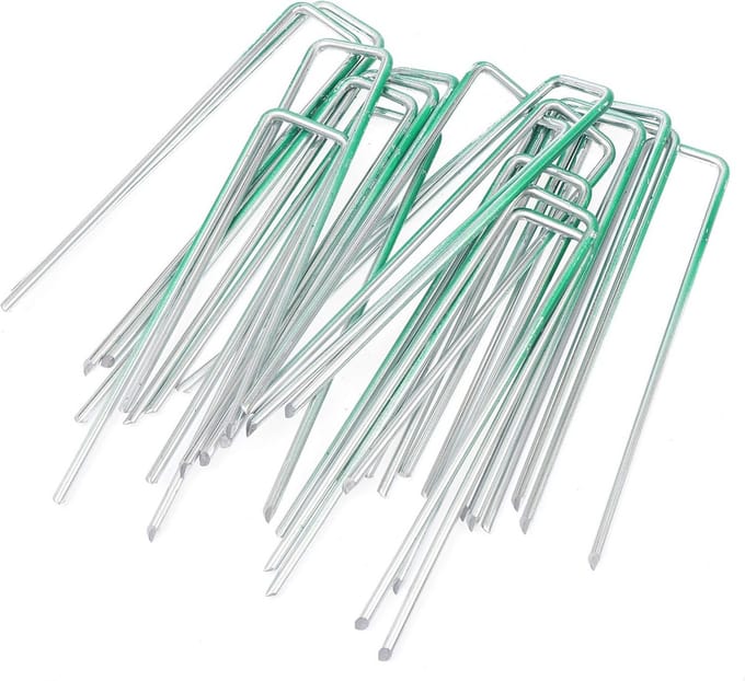 Stalen tuin nietjes voor grondbevestiging - 100-pack