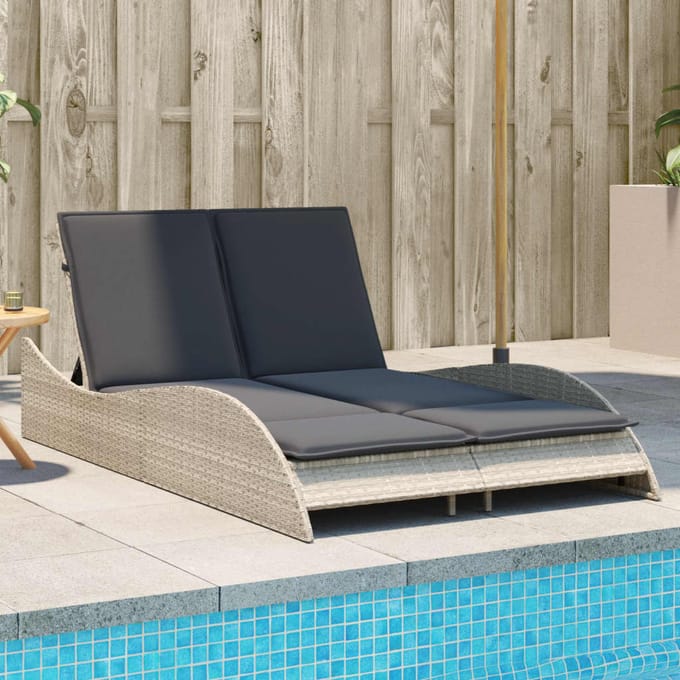 vidaXL - Ligbed - met - kussens - 114x205x73 - cm - poly - rattan - lichtgrijs