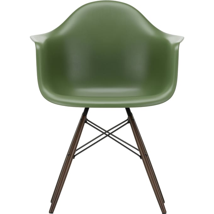 Vitra DAW Eames Plastic Armchair - forest RE - donkere esdoorn
