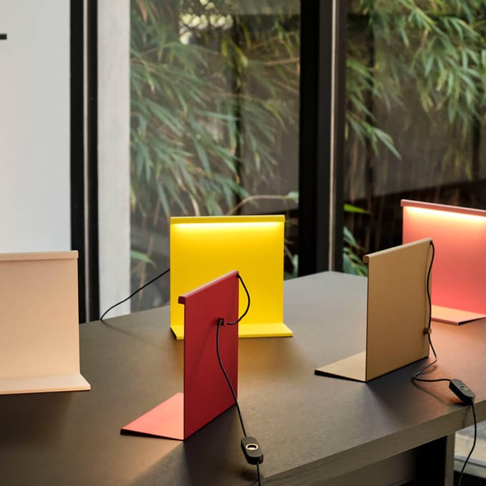 HAY LBM LED tafellamp met dimmer, titaniumgeel