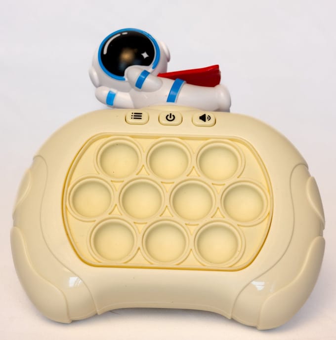 DMG Supply Pop It Game - Astronaut Wit - Pop It - Pop Or Flop - Fidget Toy - Educatief Speelgoed