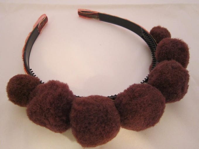 ZoeZo Design - Diadeem - haarband - Pompom Bruin - one size - kinderen