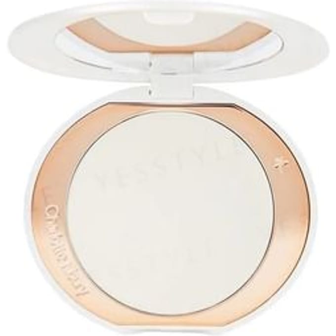 Charlotte Tilbury - Airbrush Brightening Flawless Finish Powder 01 Fair - Medium
