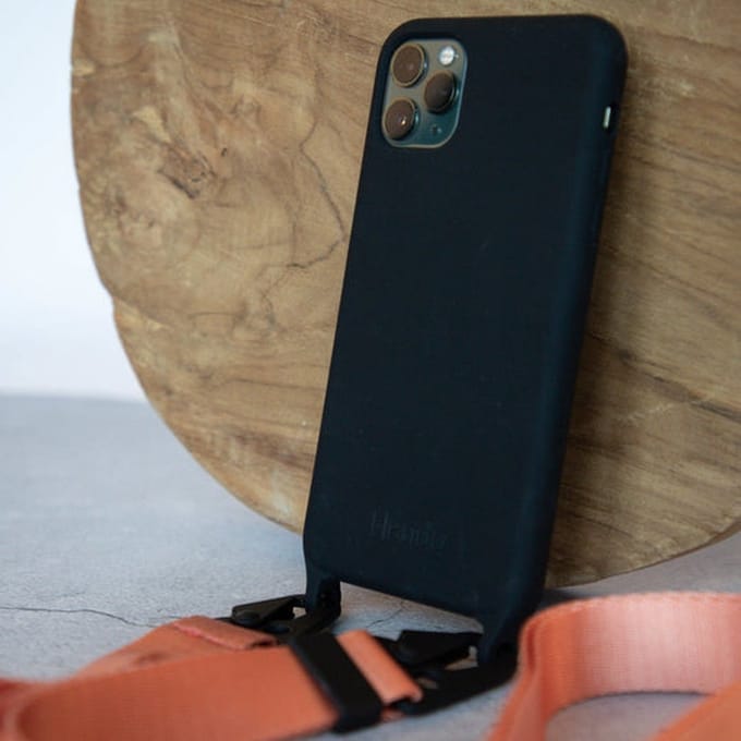 Hendy telefoonhoesje met koord - Switch - Coral  - iPhone 14 Pro Max