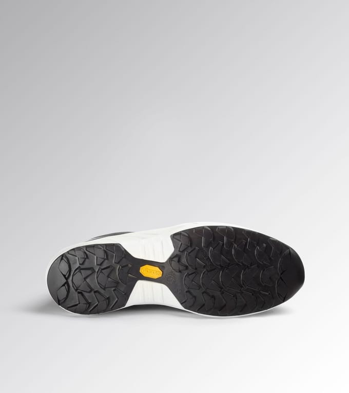Diadora FLY LT MTX LOW S3L FO SR SC black/white 48