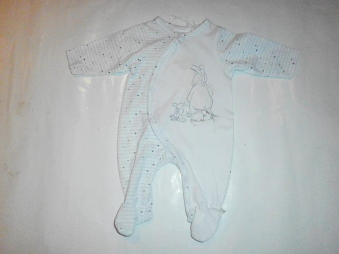 pyjama noukie's 6 maand wit met blauw in katoen