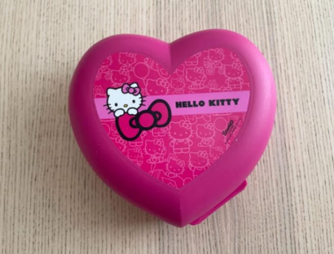 Tupperware snacklove, Hello Kitty Hart Snackdoosje