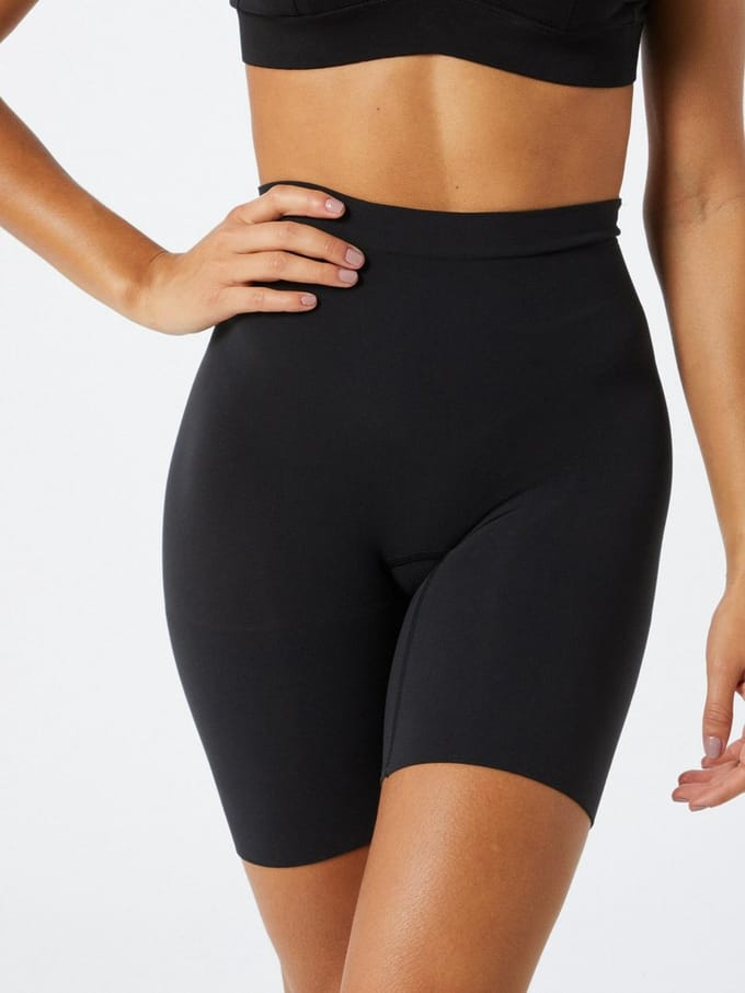 Spanx - Maat M Power Series - Power Short - Zwart