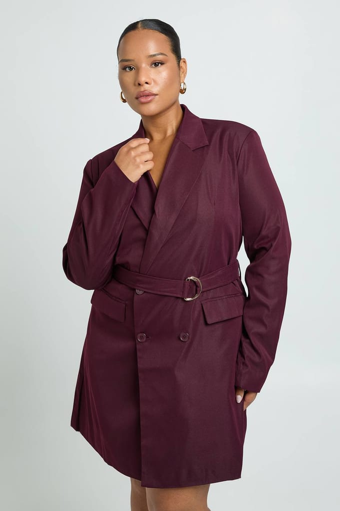 boohoo Dames Plus D-Ring Strikriem Blazerjurk | Plum | Maat: 16