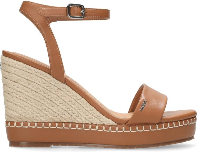 Mexx Ricky Palace Sandalen - Met Sleehak - Dames - Cognac - Maat 40