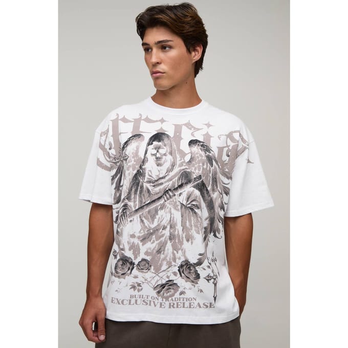 Wit Oversized Gothic Over-the-seams Print T-shirt | White | Size Small