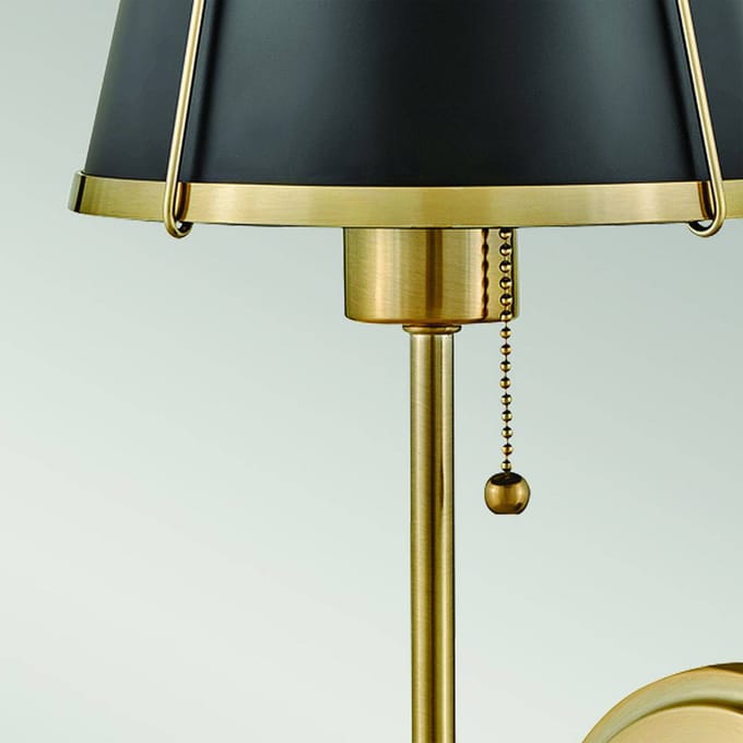 Hinkley LED Wandlamp Clarke | 1X E27 Max 40W | Warm Brass & Black Steel Shade