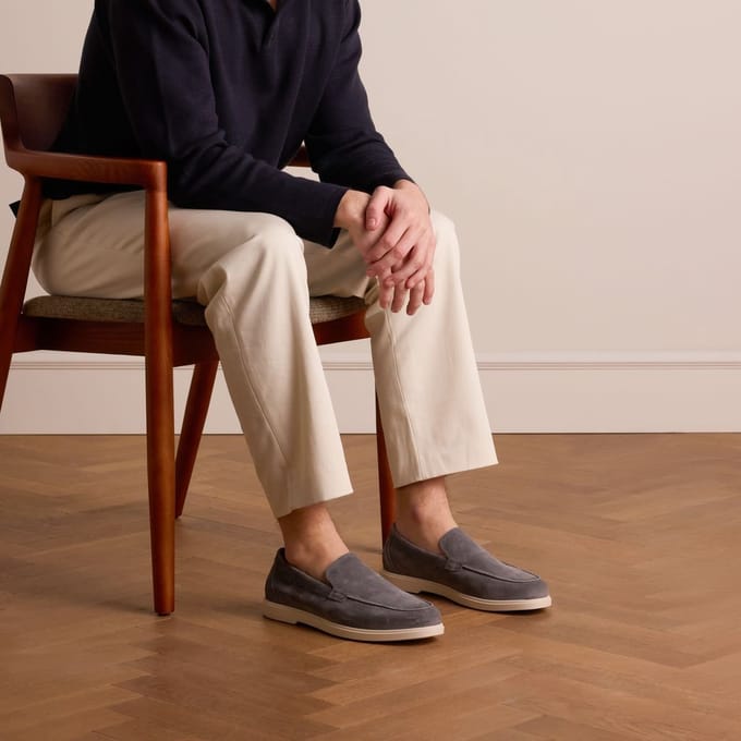 Manfield - Heren - Grijze suède loafers - Maat 46